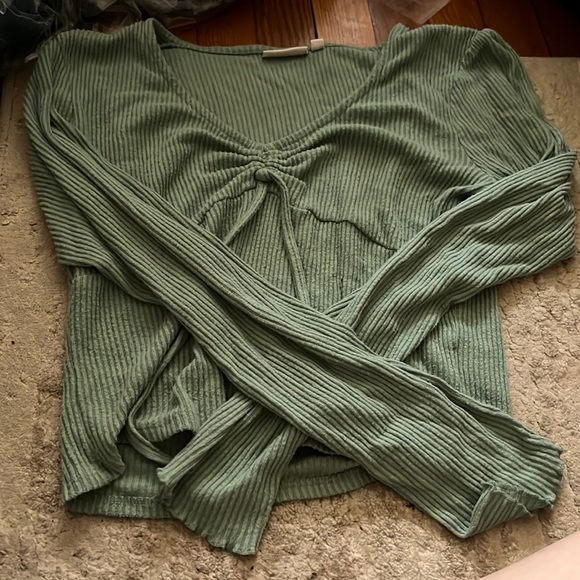 Teal long sleeved shirt - Picture 1 of 2